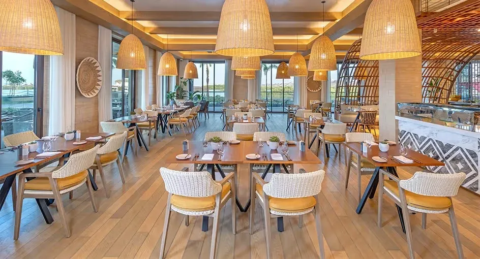 Sea Breeze Anantara Restaurant, Ras Al Khaimah: All-Day Dining Guide