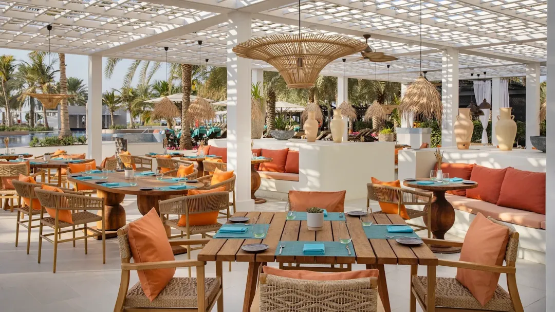 Azure Ras Al Khaimah: A Poolside Mediterranean and Italian Lunch Guide